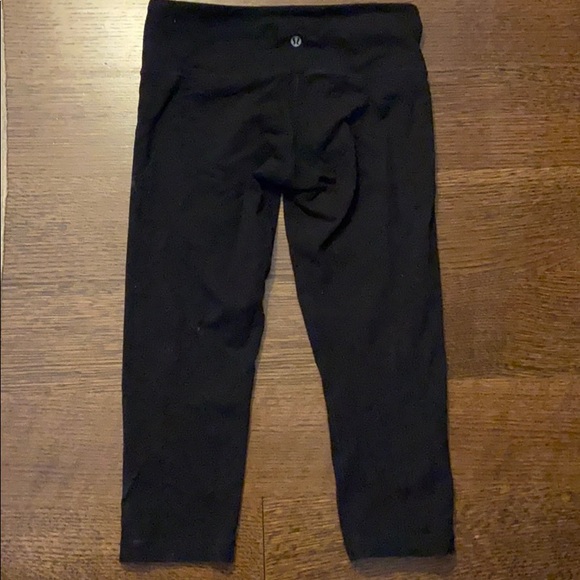 Lululemon wunder under crop leggings - Picture 1 of 2